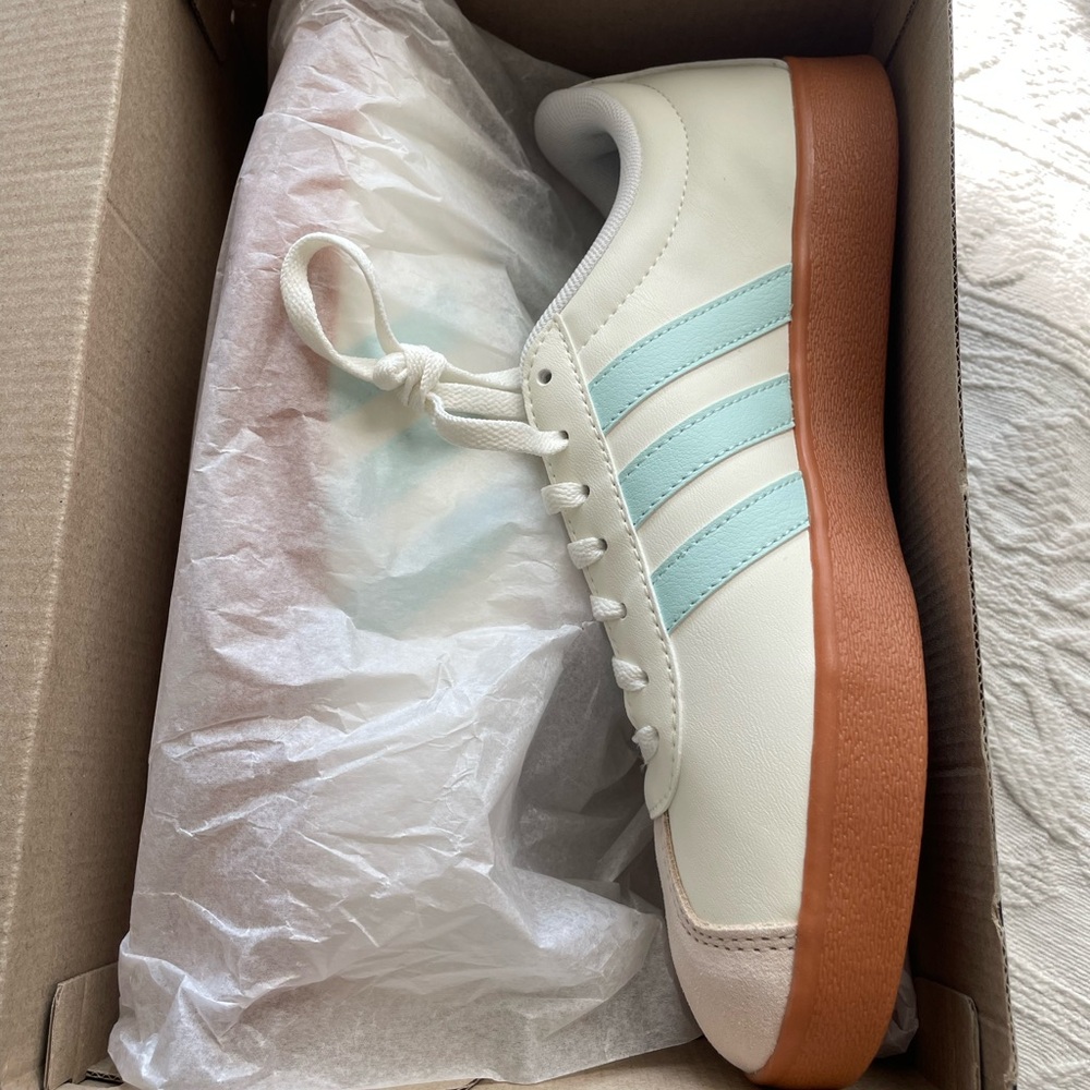 Adidas Cream and Light Blue Sneakers